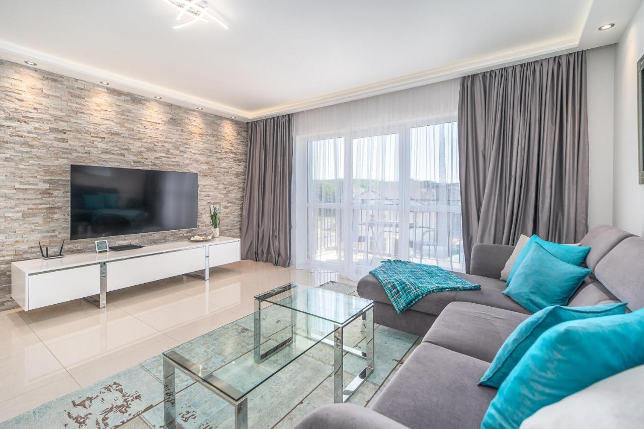 Stylish Vacation Apartment With Parking In Miedzyzdroje By Noclegi Renters Extérieur photo