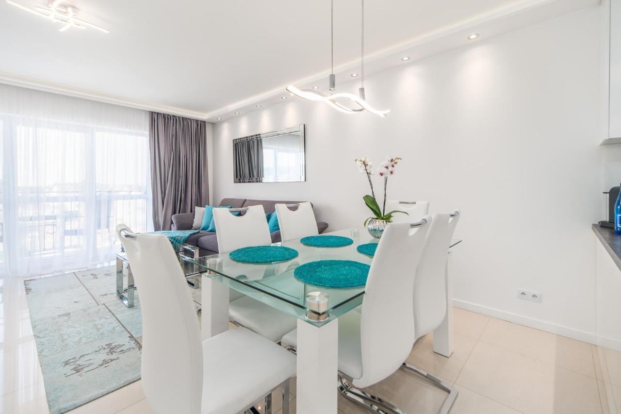Stylish Vacation Apartment With Parking In Miedzyzdroje By Noclegi Renters Extérieur photo