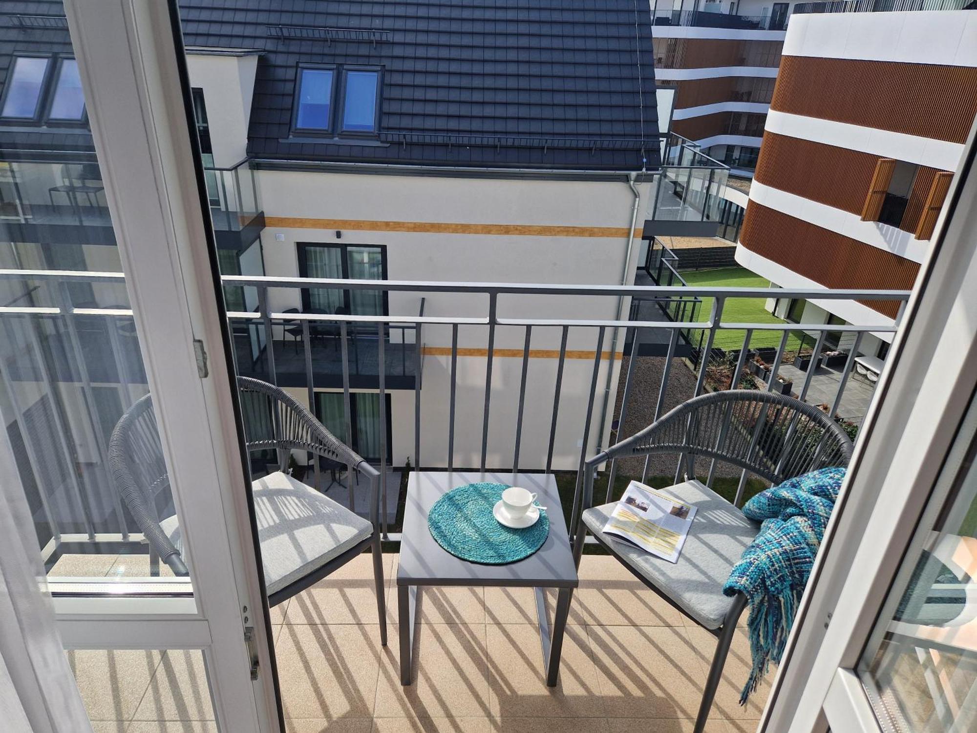 Stylish Vacation Apartment With Parking In Miedzyzdroje By Noclegi Renters Extérieur photo